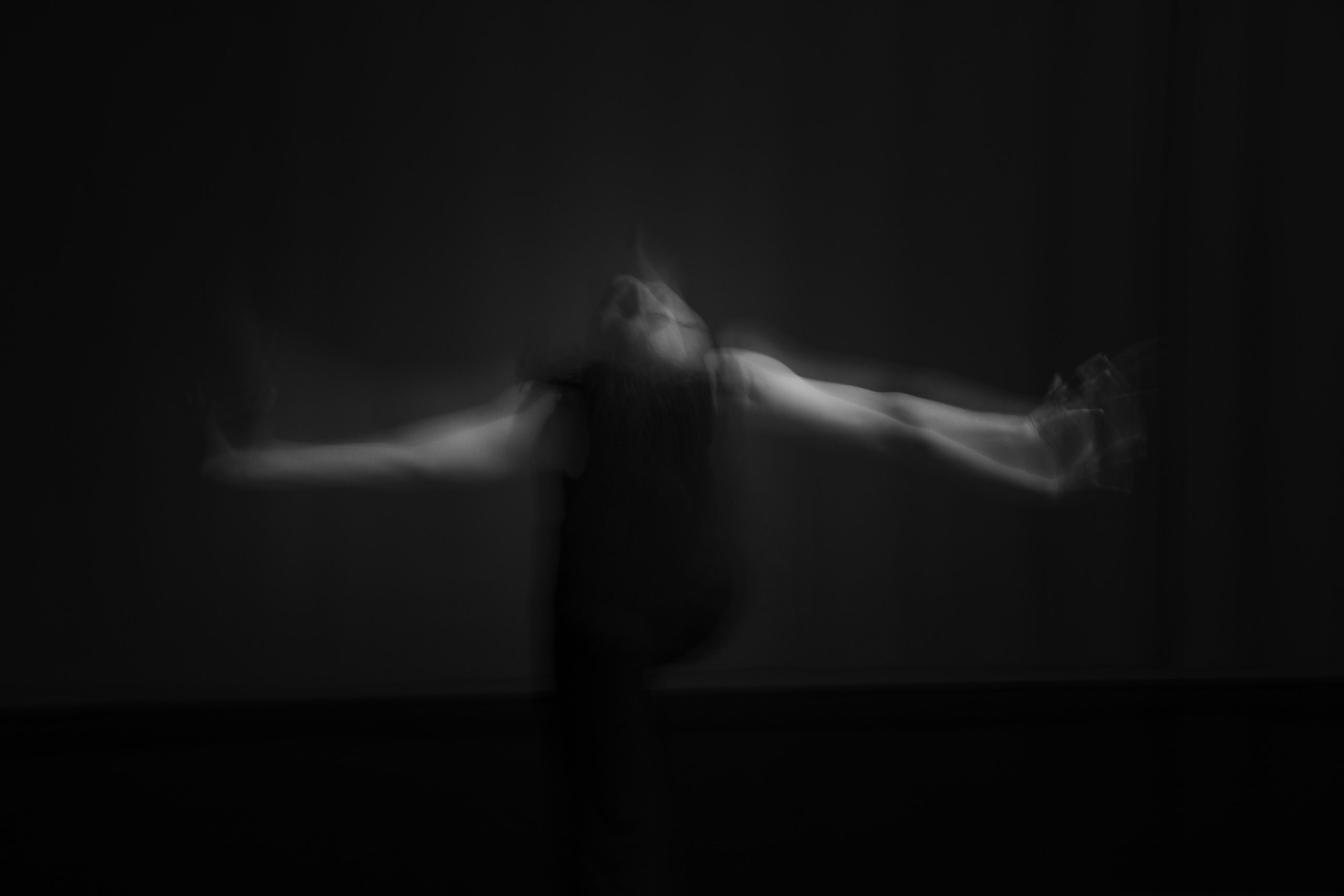 11.Cosmos-LeslieSobaga-Tellurique